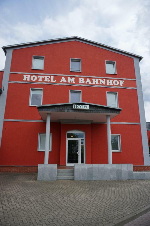 Hotel Am Bahnhof Waren (Mueritz) Exterior foto